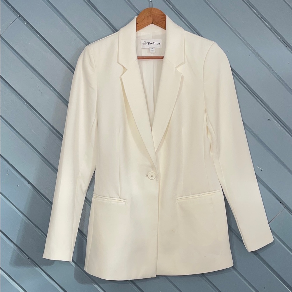 The Drop Women's White Blazer flawed